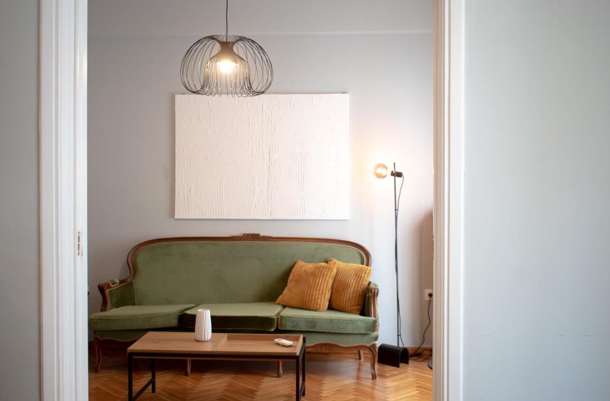 Apartment Vresthenis アテネ エクステリア 写真