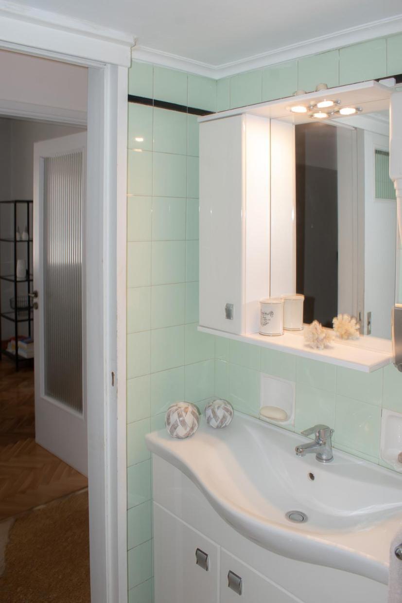 Apartment Vresthenis アテネ エクステリア 写真